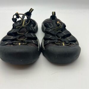 Keen Men's Black and Yellow Adventure Sandals